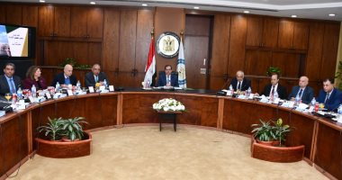 وزير البترول: استراتيجية الوزارة تركز على التوسع فى مشروعات البتروكيماويات 