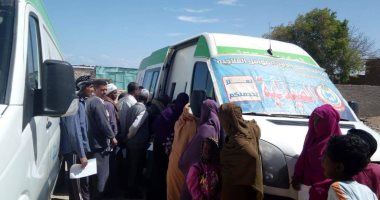 صحة البحر الأحمر: فحص 697 حالة من أهالى حلايب ورأس حدربة بالقوافل الطبية