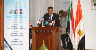 صور.. وزير التعليم العالى ونظيره السودانى يشهدان عروضا فنية لطلاب مصريين وسودانيين
