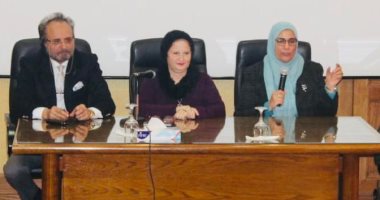 صور.. "القومى للبحوث" ينظم ندوة للتوعية بمخاطر التدخين بمصانع الإنتاج الحربى