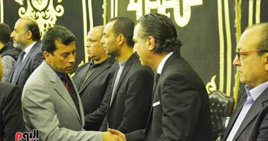 وزير الرياضة ومجلس الأهلى ورجال الإعلام فى عزاء خالد توحيد