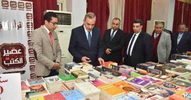 صور.. محافظ أسيوط يفتتح معرض الكتاب "إقرأ إرتق" بنادي القضاة 