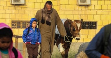 صورة اليوم.. خايف عليك م الدنيا يابنى مالهاش أمان