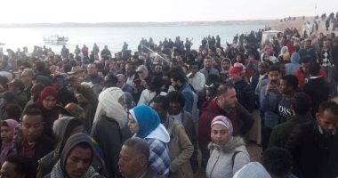 محافظ أسوان: 3 آلاف زائر شاهدوا تعامد الشمس فى أبوسمبل.. صور