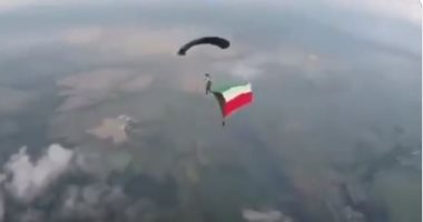 كويتيون وعرب يحتفلون بذكرى استقلال الكويت.. فيديو وصور