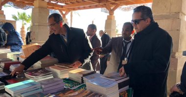 معرض للكتب الأثرية على هامش ظاهرة التعامد بتخفيض 75%