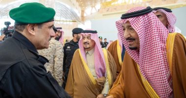 ننشر صور مغادرة الملك سلمان إلى مصر للمشاركة فى القمة العربية الأوروبية
