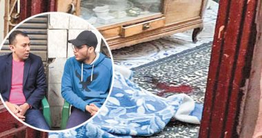 رد الجميل.. "سايس" يقتل مسناً بوسط البلد بسبب 500 جنيه لشراء مخدرات .. شاهد عيان: القاتل مزق جسد الضحية بـ8 طعنات بعد مساعدته ماديا.. والأهالى: افتقدنا بركة المنطقة .. والمجرم شخص غير سوى، قتل من مد له يد العون