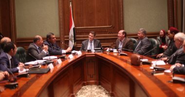 أفريقية النواب: السيسى يسعى لتأهيل الشباب لتولى المسئولية فى المستقبل