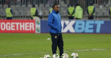 شاهد.. رد فعل فيلافيو بعد تقدم بترو أتلتيكو على الزمالك