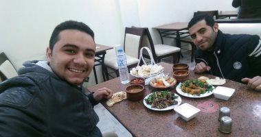منشن لصاحبك وقولنا أكتر صفة بتميزه.. محمد: مينا بيحب الممبار والحلويات
