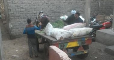 قارئ يشكو قيام جاره بعمل مزرعة مواشى داخل منزله فى الدقهلية