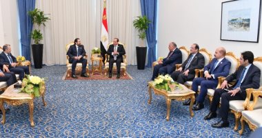 السيسى يجدد موقف مصر الداعى إلى النأى بلبنان عن النزاعات الإقليمية