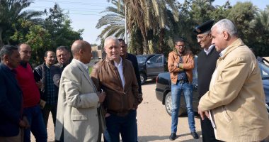صور.. محافظ الأقصر يتفقد مشروع محور طريق السوفيتيل الجديد لبحث عقباته وحلها