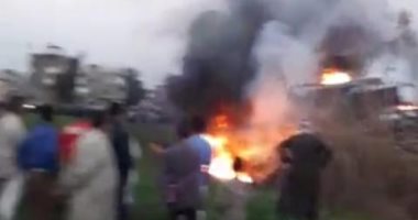 صور..  اشتعال النيران فى سيارة محملة بالوقود بالغربية 