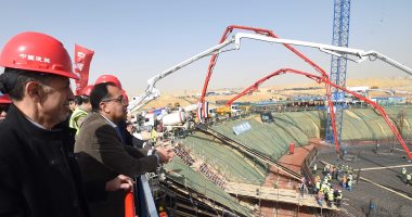 صب الخرسانة الخاصة بأطول برج فى أفريقيا بالعاصمة الإدارية  