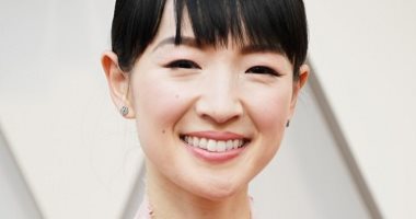 شاهد مارى كوندو بإطلالة أنيقة و ناعمة من تصميم دار أزياء Jenny Packham