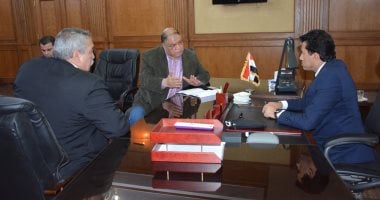 وزير الرياضة يعد بتنظيم يوم وفاء "مبهر" لقدامى الرياضيين