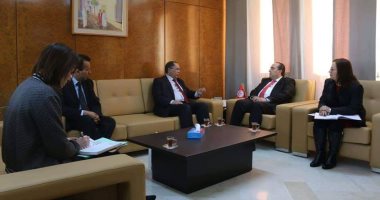 مدير المنظمة العربية للطيران يزور الأكاديمية التونسية الفرنسية