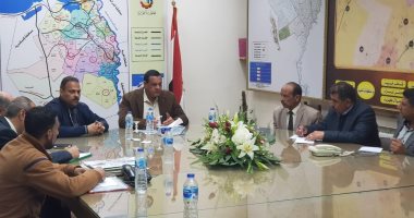 محافظ البحيرة يوجه بالإسراع فى تنفيذ إجراءات تقنين أراضى الدولة