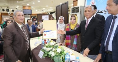 صور.. محافظ المنوفية يشهد فعاليات مؤتمر "جهود واحدة للقضاء على ختان الإناث"