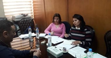 الجامعة الأمريكية تعقد لجنة لاختبار المتقدمين في مسابقة مركز التطوير المهني بجامعة المنوفية