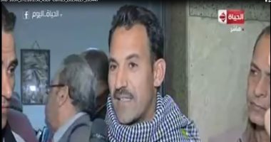 منقذ مصابى القطار يتحدث عن موقفه البطولى.. وخالد أبو بكر: فيها حاجة حلوة