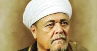 محمود عبد العزيز من ماجستير تربية النحل لأشهر ساحر فى السينما.. فيديو