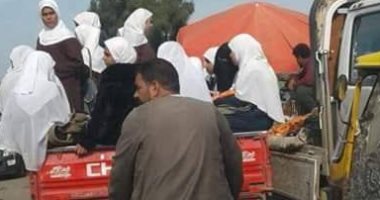 صور.. أهالى قرى كفر الشيخ يطالبون توفير مواصلات بديلة لسيارات الربع نقل