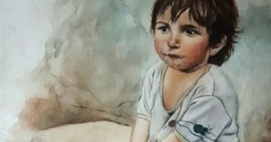 يمنى تستعرض موهبتها.. وتؤكد: لسه فى بداية الطريق وبحلم بجاليرى لرسوماتى