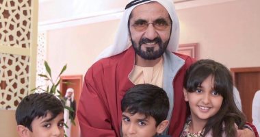 "رياضة وصلة رحم".. محمد بن راشد يلتقى أحفاده فى البحرين على هامش كأس القدرة