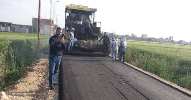 رصف المدخل القبلى بكفر فيشا بتكلفة 400 ألف جنية فى المنوفية