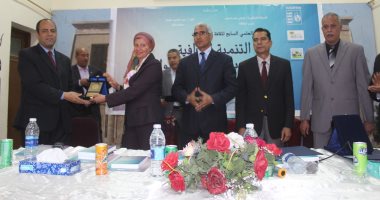 رئيس جامعة جنوب الوادى يشهد افتتاح المؤتمر العلمى السابع لثقافة القرية
