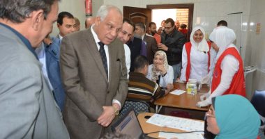 محافظ الجيزة: 385 ألف مواطن أجروا المسح الطبى لفيروس سى