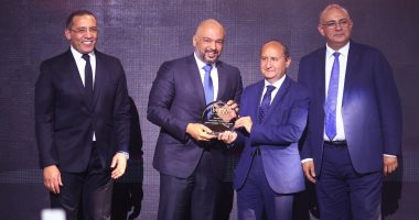 اتصالات مصر تحتفى بتكريم BT 100.. وتؤكد: التكريم دليل لريادة الشركة