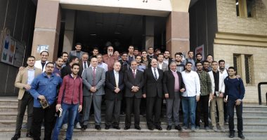 جامعة الأزهر تكرم طلاب كلية طب الأسنان لفوزهم بالمركز الأول على مستوى الجامعات