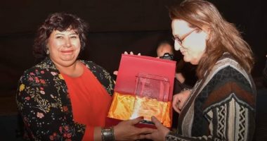 وزيرة الثقافة: ندعم مؤسسات المجتمع المدنى المساهمة فى تنفيذ الخطط التنموية