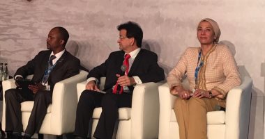 وزيرة البيئة تستعرض تجربة ربط الطاقه المتجددة وتغير المناخ بقمة إفريقيا للاستثمار