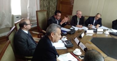 وزير التعليم العالى يطالب بمراجعة إجراءات الأمن والسلامة بالمعاهد