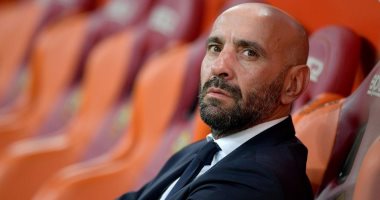 روما يعلن إقالة مونشى المدير الرياضى بعد توديع دورى أبطال أوروبا