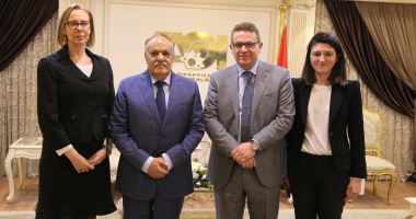 الفريق التراس يبحث مع "بنك التنمية الإفريقى" سبل التعاون المشترك