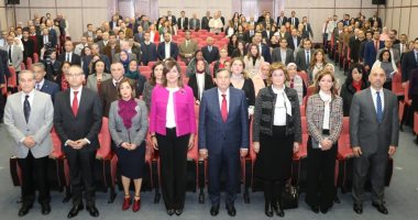 وزيرة الهجرة تلتقي 95 أستاذًا مصريًا بجامعة بيروت العربية فى لبنان
