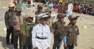 صور.. مدارس كفر الشيخ تحتفل بيوم الشهيد والأطفال يرتدون الزي العسكرى