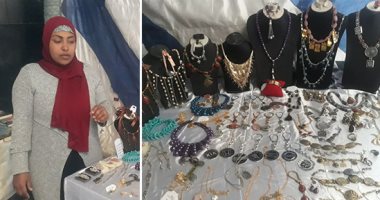صور.. "هند" ابنة قنا حصلت على قرض جهاز تنمية المشروعات الصغيرة وافتتحت محلا لبيع الاكسسوار الحريمى.. وتؤكد: قمت بشراء ماكينات ساعدتنى فى عملية التصنيع.. وأعمل على توسيع نشاطى وفتح مركز تعليم لخلق فرص عمل