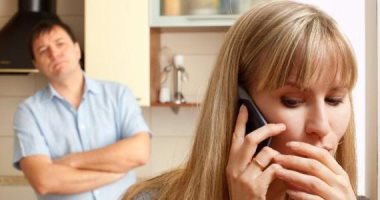 لو جوزك شكاك وبيدور وراكى..  هنقولك تتعاملى معاه إزاى