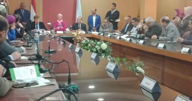 صور .. وزيرة البيئة: دعم محافظة كفر الشيخ بـ 79.7 مليون جنية لمنظومة النظافة