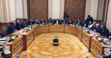 صور.. شكرى يستقبل وفد غرفة التجارة الأمريكية للإعداد لزيارة بعثة طرق الأبواب