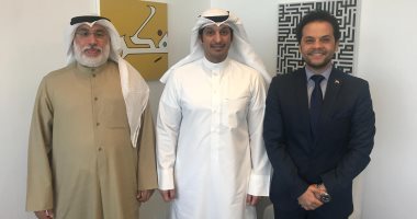 رئيس مهرجان شرم الشيخ للمسرح يبحث التعاون مع مدير هيئة الشباب بالكويت