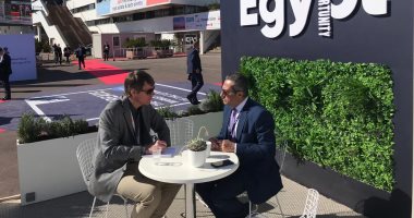 نائب وزير الإسكان يجرى حوارات مع صحف أجنبية عن فرص الاستثمار العقارى بمصر