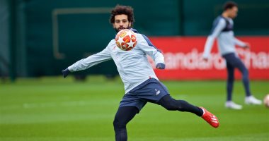 صور.. تركيز وحماس محمد صلاح فى تدريبات ليفربول قبل موقعة بايرن ميونخ